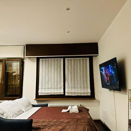 Grande Bellezza Luxury Suite เมสเตร ภายนอก รูปภาพ