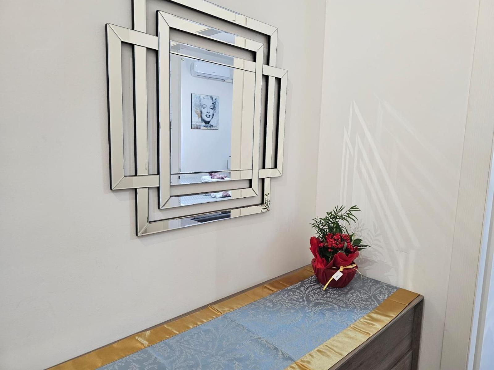 Grande Bellezza Luxury Suite เมสเตร ภายนอก รูปภาพ