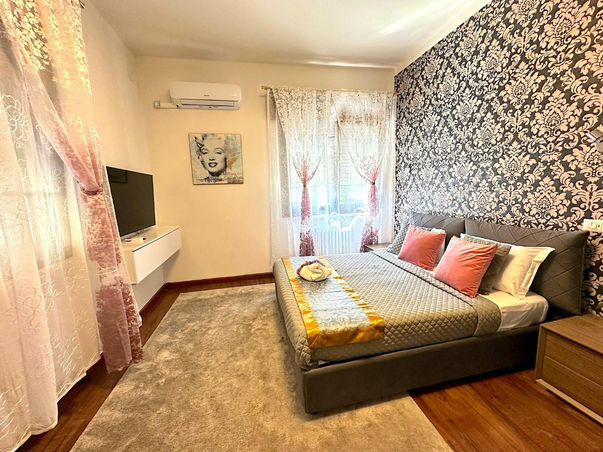 Grande Bellezza Luxury Suite เมสเตร ภายนอก รูปภาพ