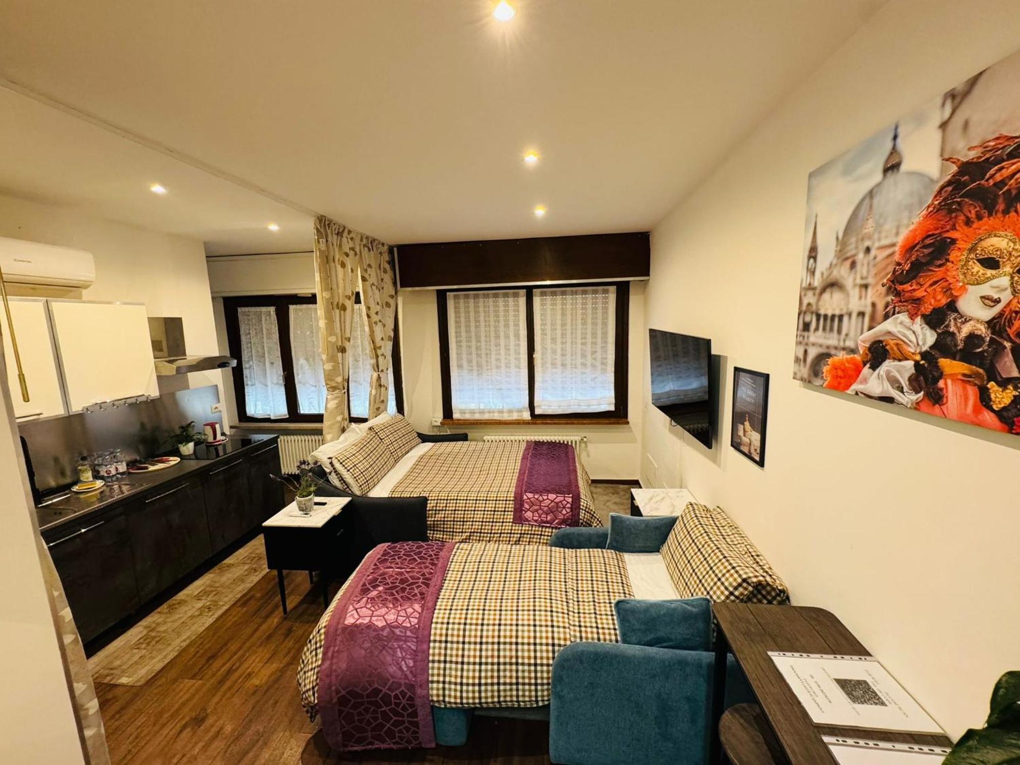 Grande Bellezza Luxury Suite เมสเตร ภายนอก รูปภาพ