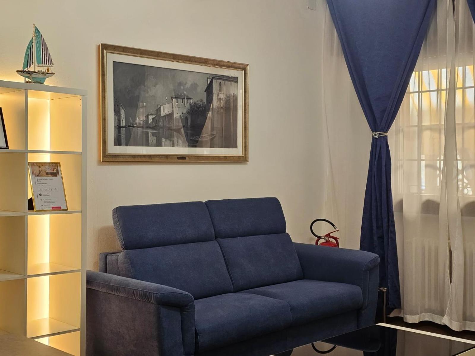 Grande Bellezza Luxury Suite เมสเตร ภายนอก รูปภาพ