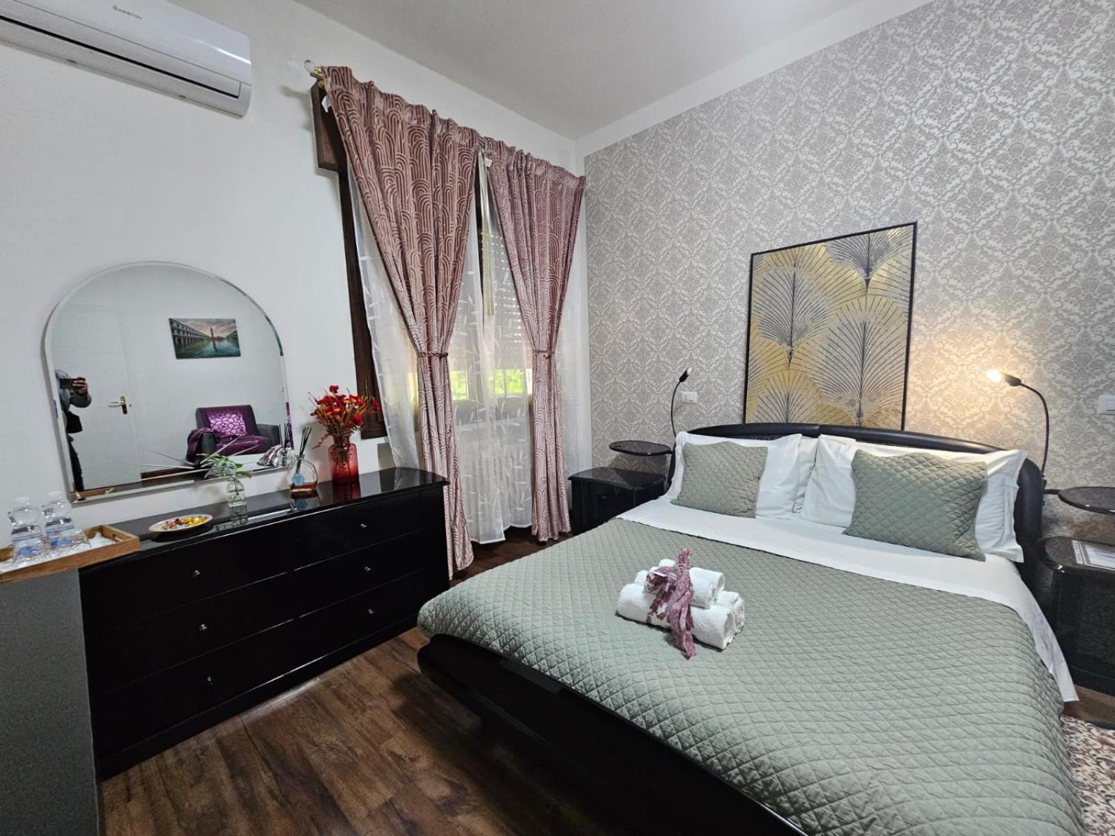 Grande Bellezza Luxury Suite เมสเตร ภายนอก รูปภาพ